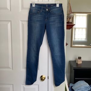 SO brand midrise and mid washed jegging